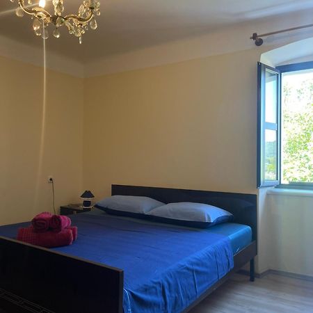 Crveni Apartman 茨雷斯 外观 照片